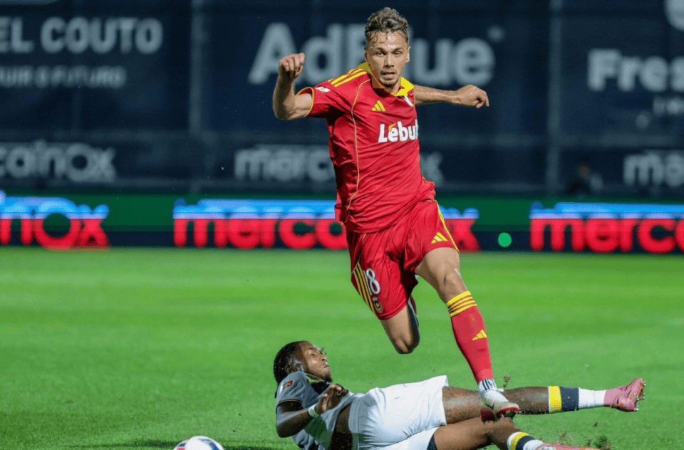 巴塞罗那发布备战花絮，国际比赛日更衣室发声，葡超任务艰巨，团队化学反应显著的简单介绍