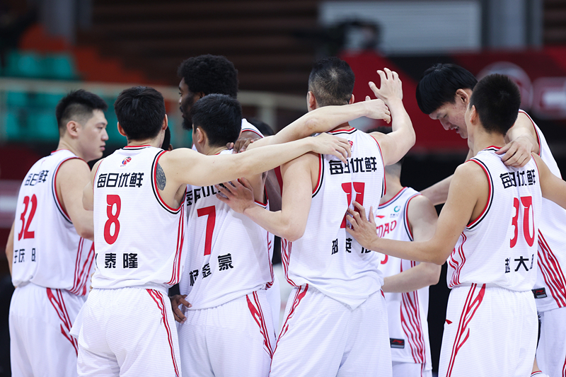 包含冲刺阶段体能课后；成都蓉城完成体检备战CBA季后赛；引发热议；数据趋势出现新变化的词条