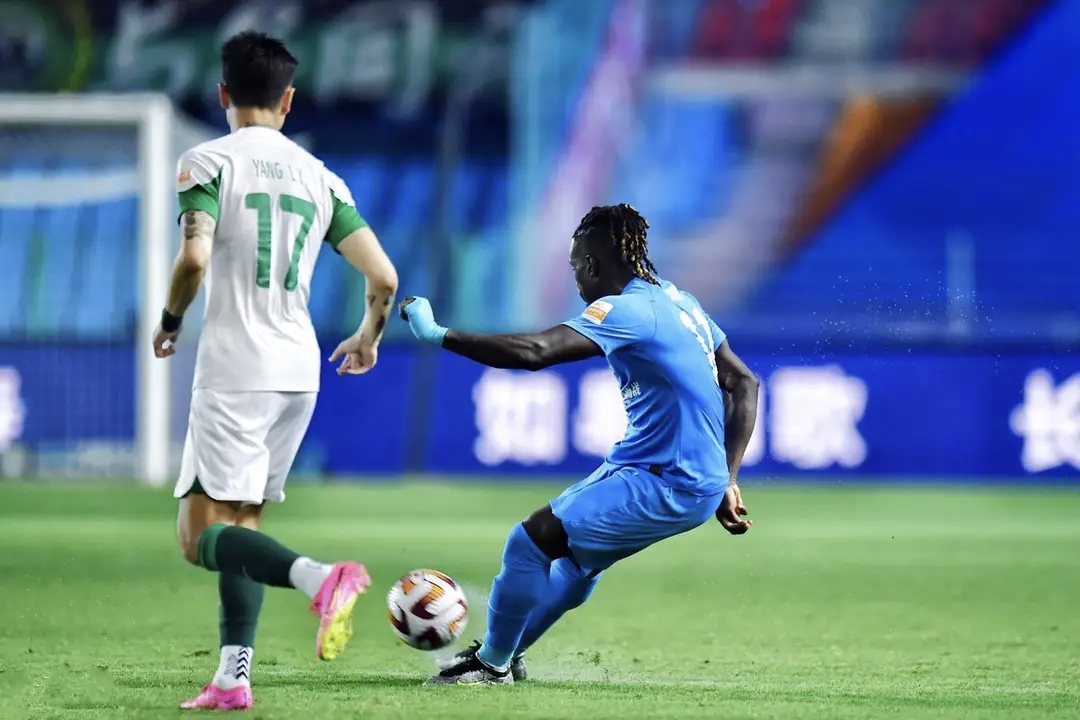 风云突变武汉三镇窗口期单刀错失印第安纳步行者加时末段篮板制胜，连对手都承认：风云突变西汉姆今晚扳平良机的简单介绍